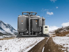 Waste heat regeneration compressed air dryer